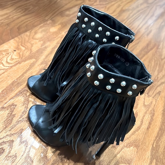 Brand New Fringe High heels size 7.5 - Picture 5 of 5